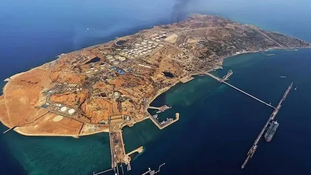 خبراء: احتلال خارك الإيرانية قد يقود إلى حرب أطول