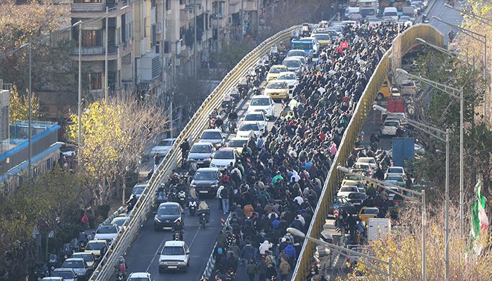 تجار طهران يخرجون إلى الشوارع ضد تدهور الأوضاع الاقتصادية