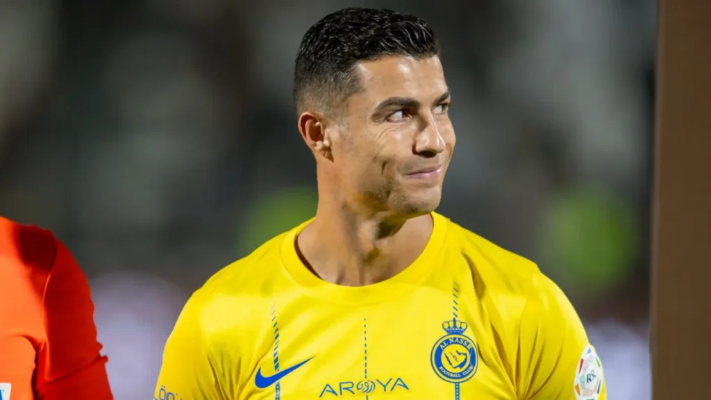 كريستيانو رونالدو ينفي مشاركته في كأس العالم للأندية