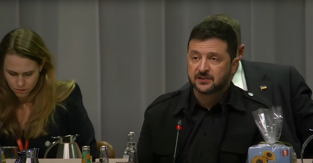 قمة كوبنهاجن: زيلينسكي يحذر من تهديد روسي شامل للأجواء الأوروبية